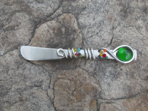 Jeweled cheese spreader